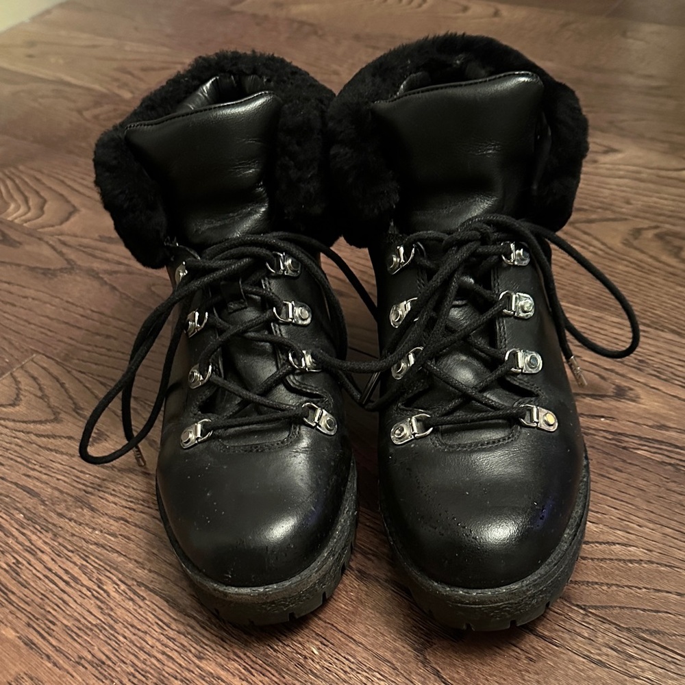 MICHAEL Michael Kors Black Fur-Lined Winter Boots
